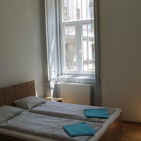 Capital Guesthouse בודפשט מראה חיצוני תמונה