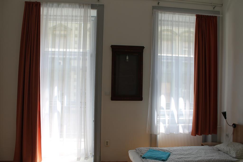 Capital Guesthouse בודפשט מראה חיצוני תמונה