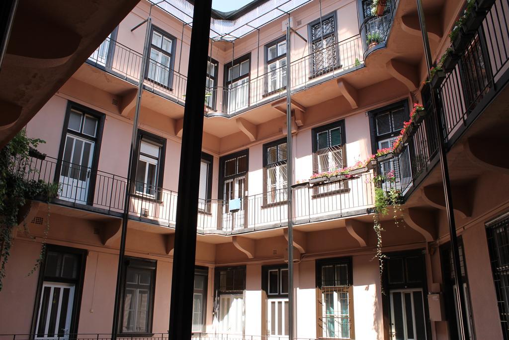 Capital Guesthouse בודפשט מראה חיצוני תמונה