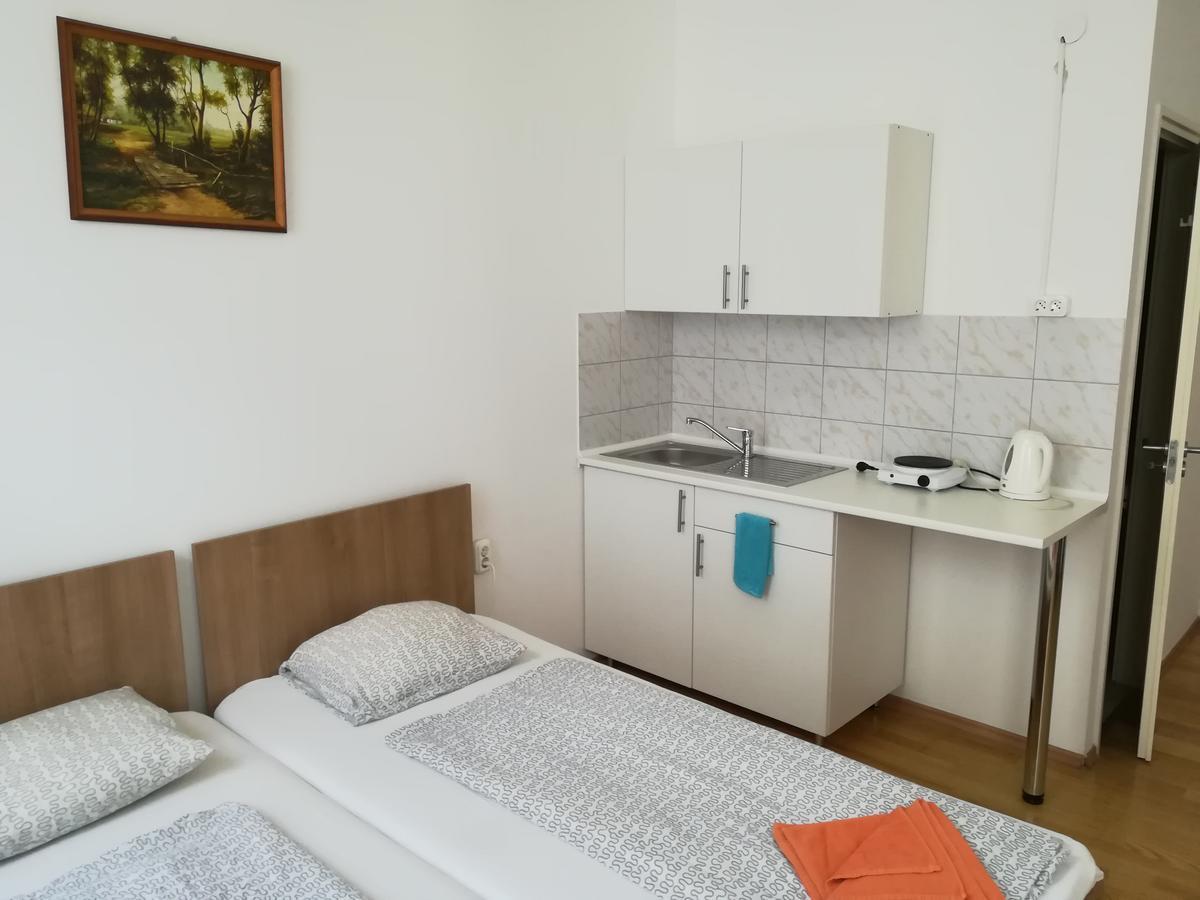 Capital Guesthouse בודפשט מראה חיצוני תמונה